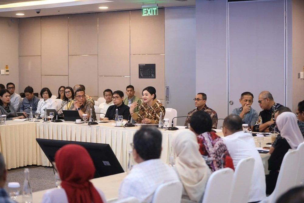 Gara-gara Bursa Saham Hancur, OJK Gelar Dialog di Hari Libur
